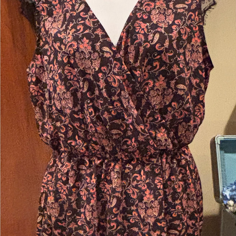 Floral Patterned Sleeveless Romper